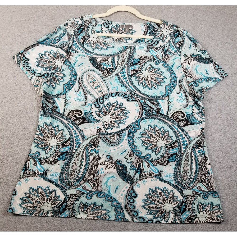 JM Collection Top Women's XL Blue White Floral Short Sleeve Stretch Textured